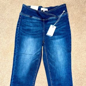 NWT Risen High Waist Pull On Capris Sz 11/30